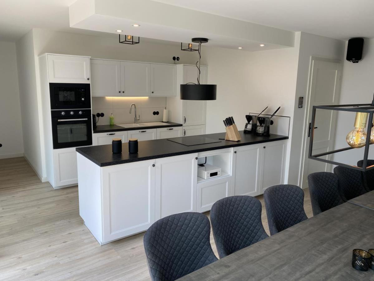 Fh Magnolia Fuer 12 Pers. Mit Terrasse + Dachterasse Born Exterior foto